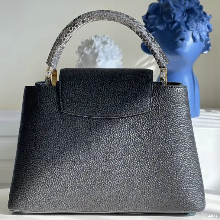 Bags 2110YA0121 LV 0722